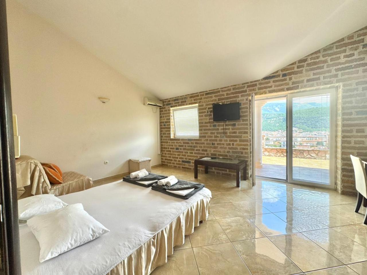 Contessa Apartment Budva