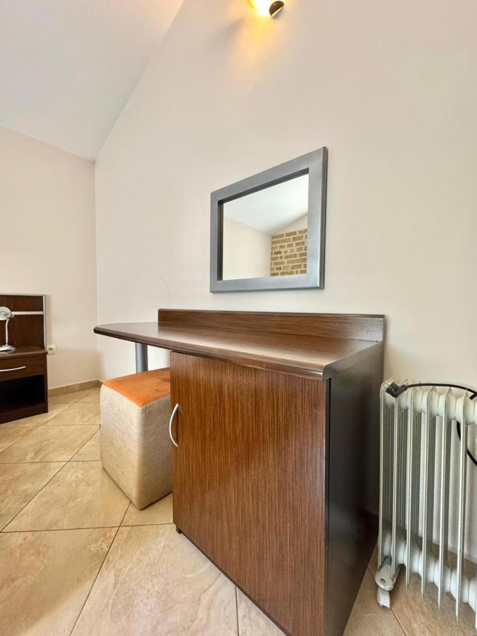 Contessa Apartment