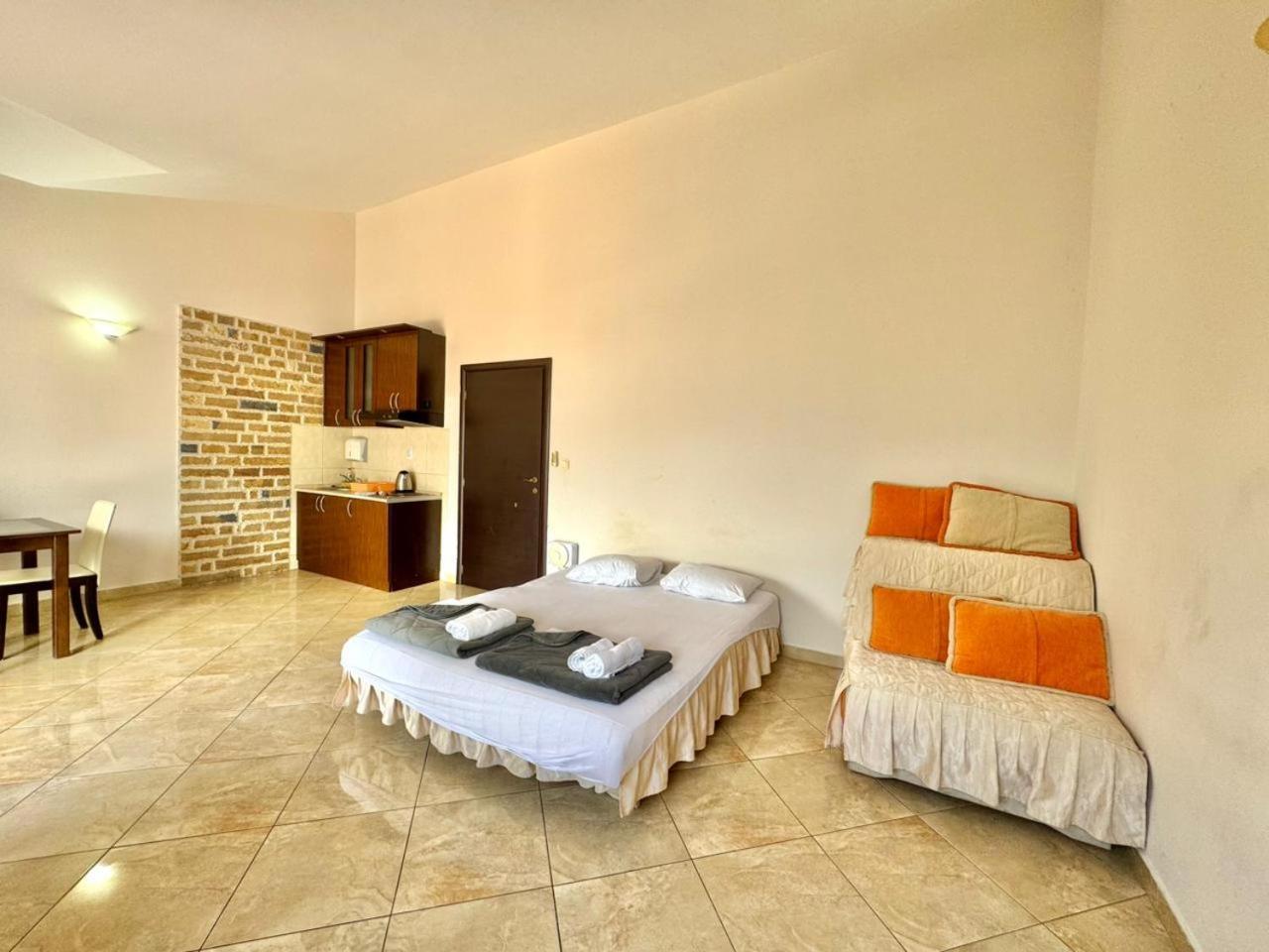 Contessa Apartment *