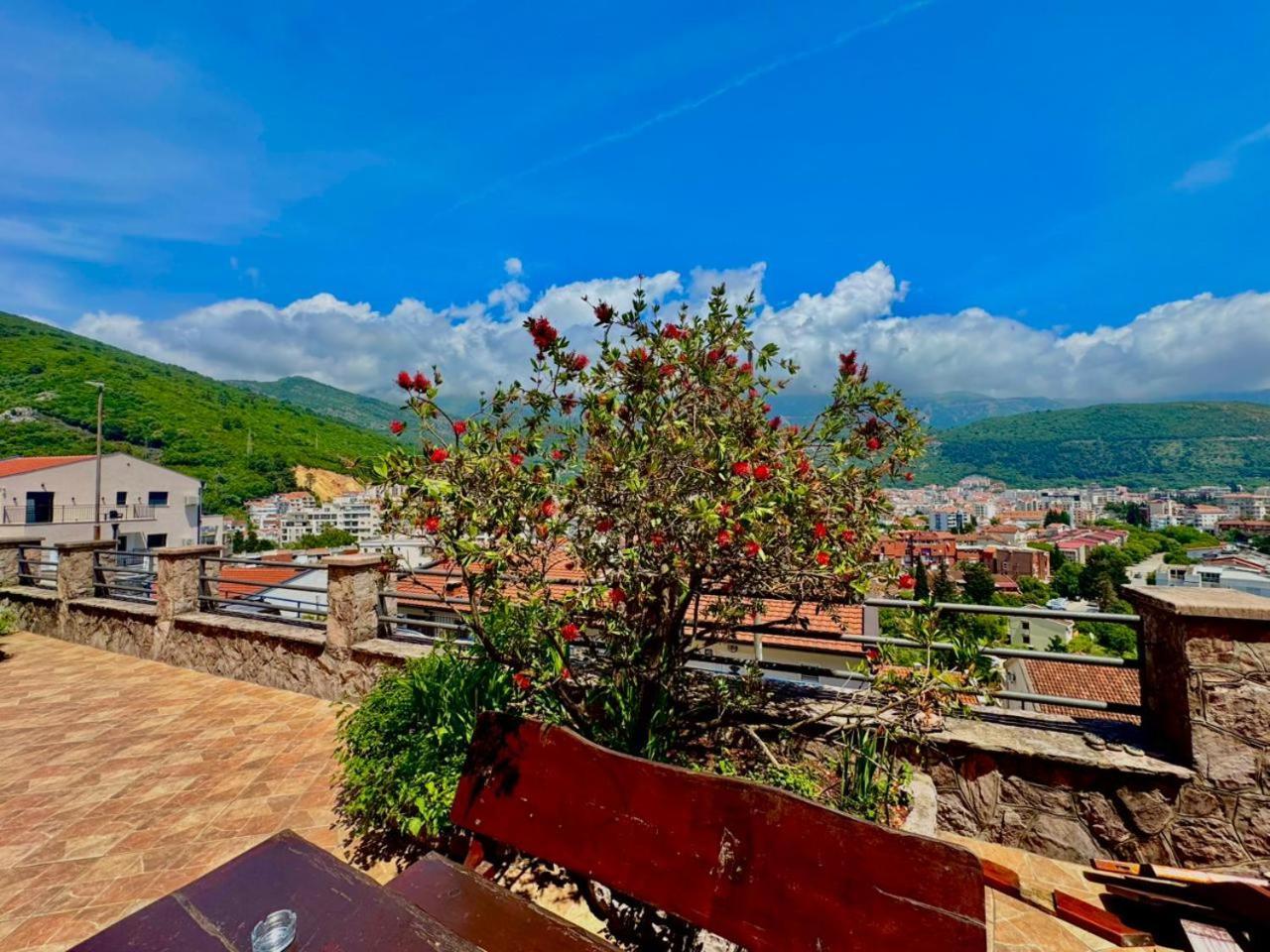 Contessa Apartment